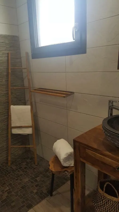 Maison Familiale 3 Ch. Au Centre D'Ax آكس ليه تيرْم